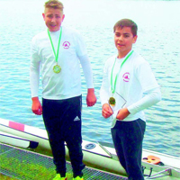 Einen Start-Ziel-Sieg fuhren Tim Happe und Lennart Oberkönig im Jungen-Doppel-Zweier ein.